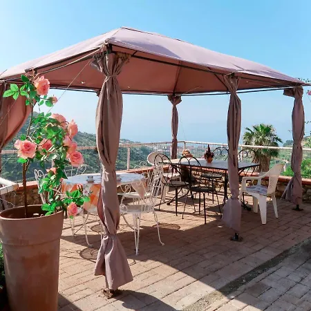 Locazione Turistica * Castellaro (Liguria)