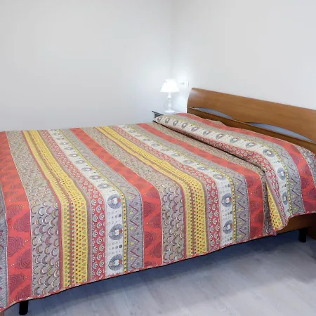 Apartament Locazione Turistica Castellaro (Liguria)